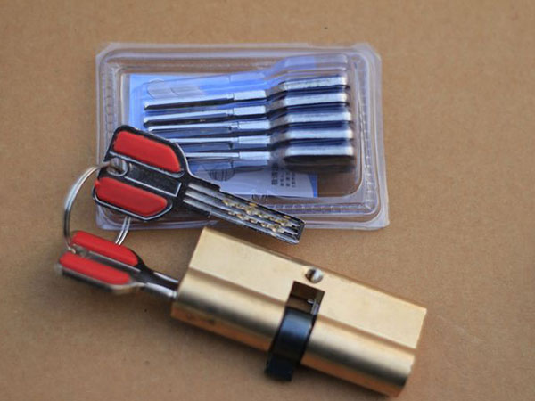 港北24小时上门开锁公司